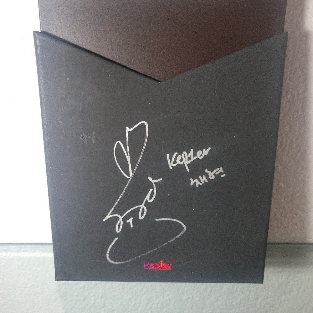 Kep1er First Impact Chaehyun Signed Album CD kpop
